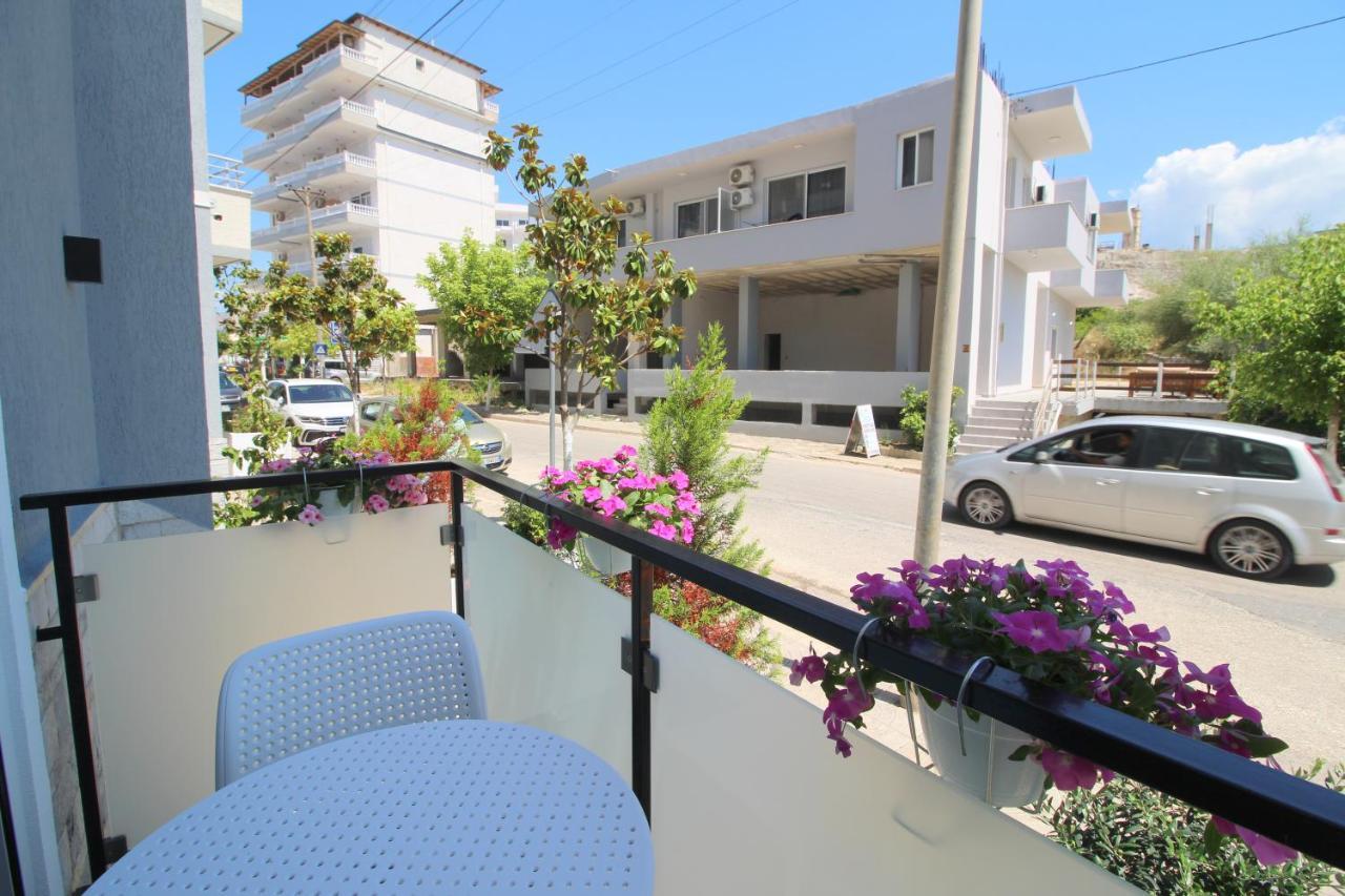 Hotel F&J Sarandë Exterior foto