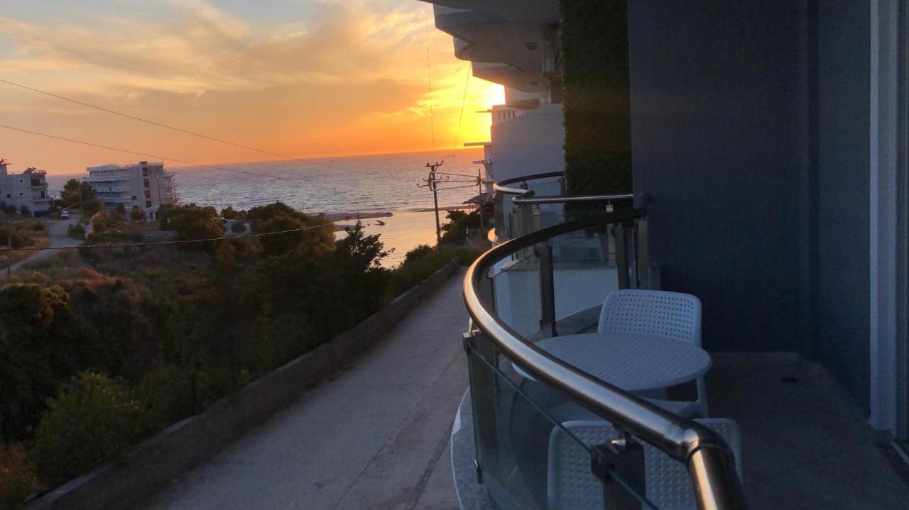 Hotel F&J Sarandë Exterior foto