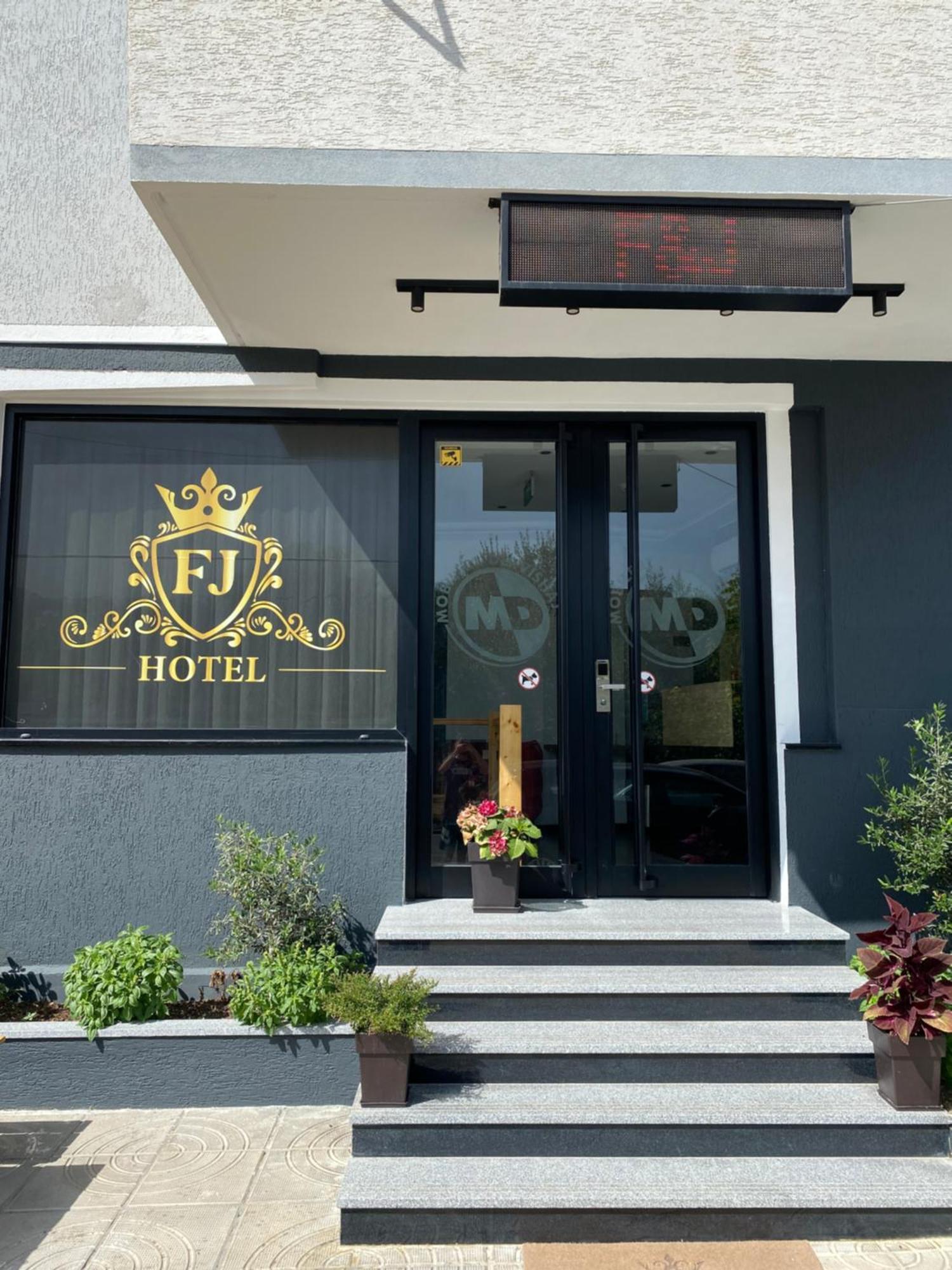 Hotel F&J Sarandë Exterior foto